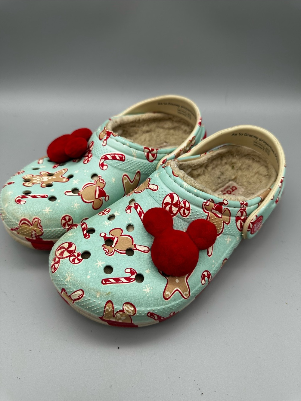 Crocs Kids Disney Mickey Mouse Gingerbread Holiday Lined Clogs Blue Red J1